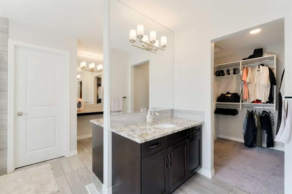 308 Lucas Way NW