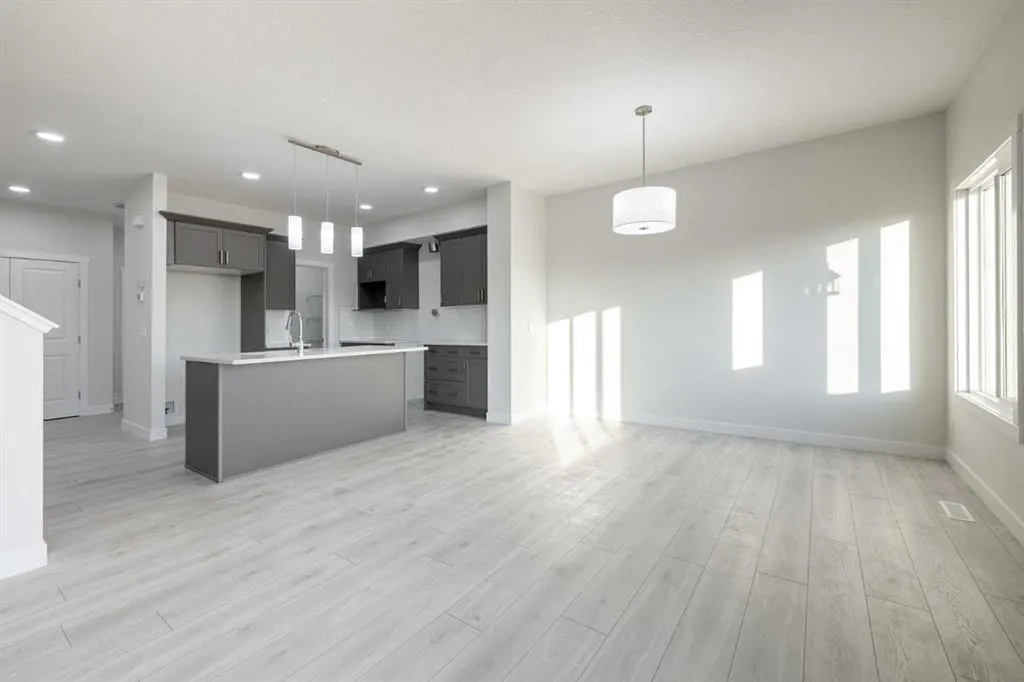 97 Sora Gardens SE