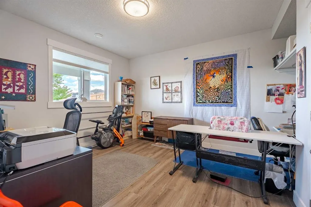 1483 Aldrich Place