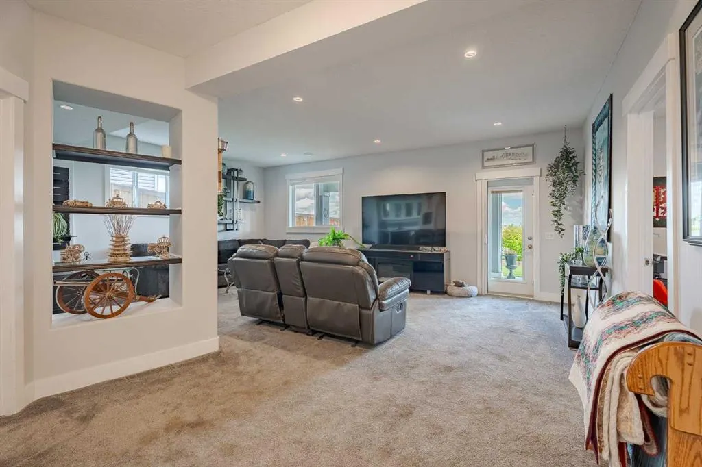 1483 Aldrich Place