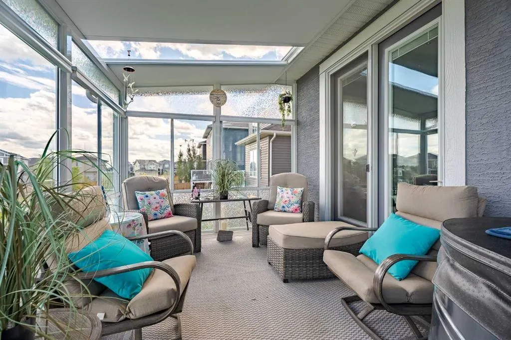 1483 Aldrich Place