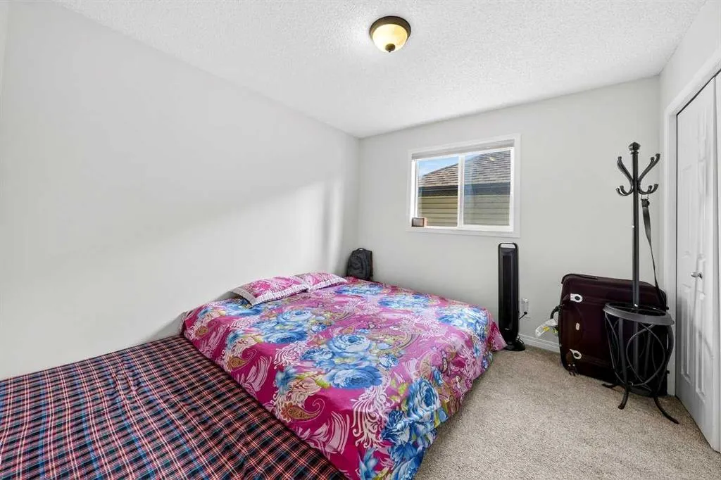 143 Saddleland Crescent NE