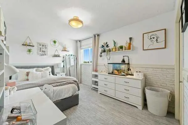 23 Cranleigh Mews SE