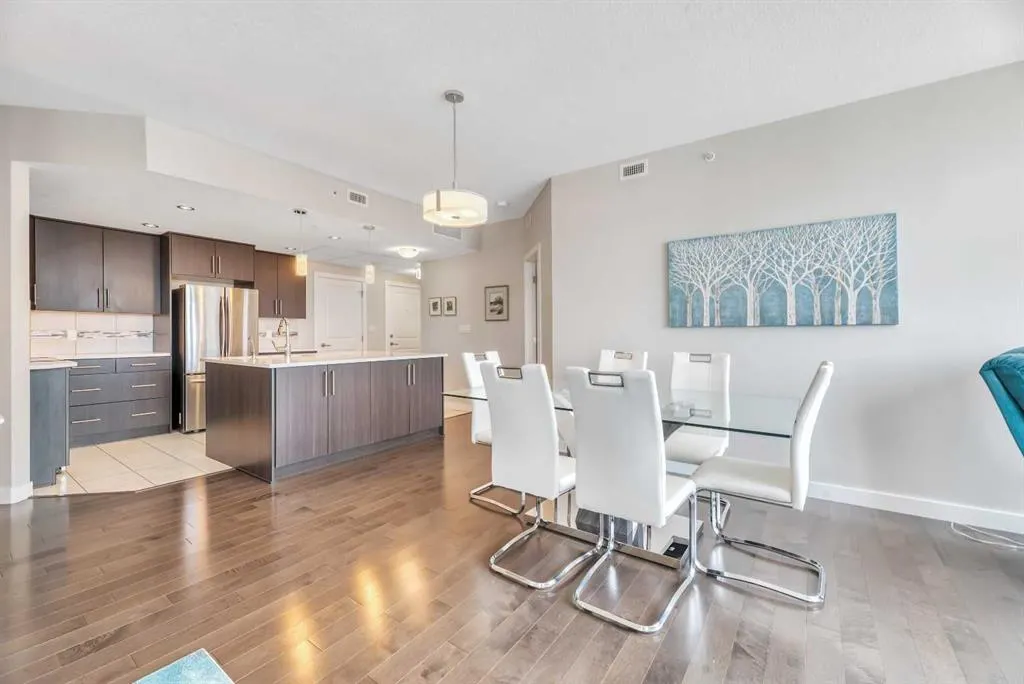 24 Varsity Estates Circle NW, #410