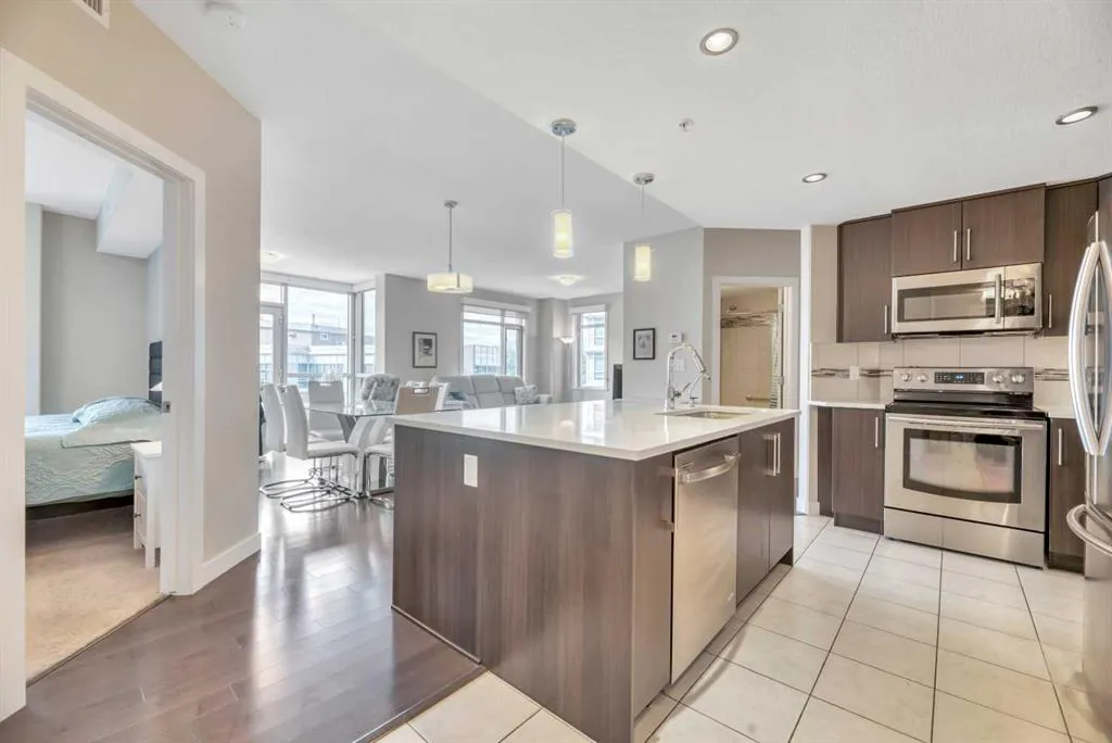 24 Varsity Estates Circle NW, #410