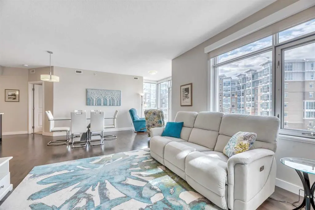 24 Varsity Estates Circle NW, #410