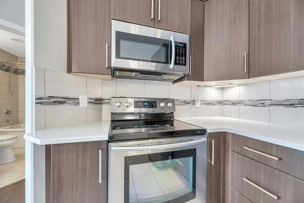 24 Varsity Estates Circle NW, #410