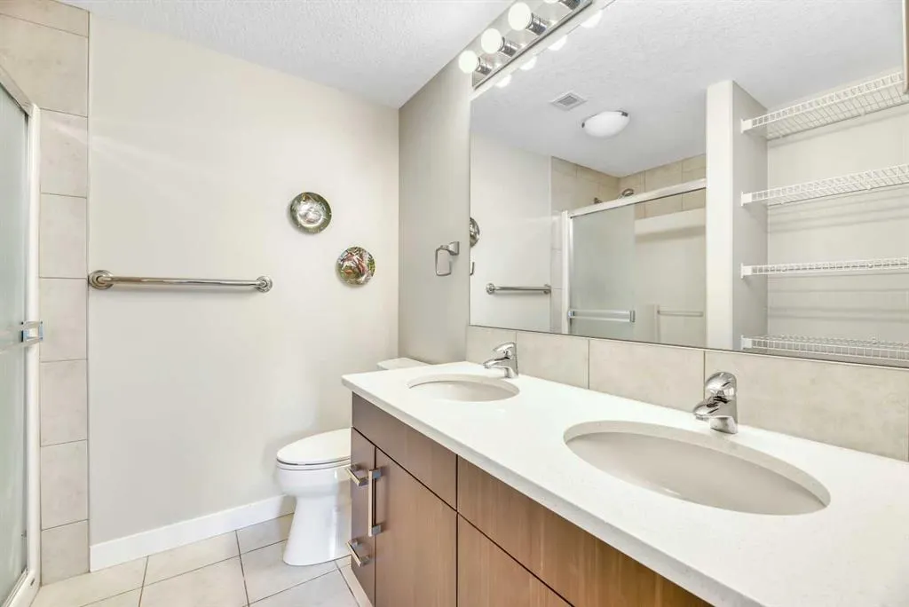 24 Varsity Estates Circle NW, #410