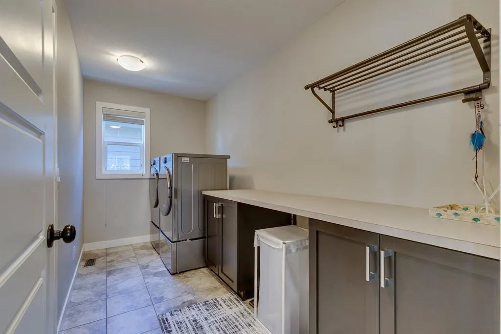 119 Marquis Crescent SE