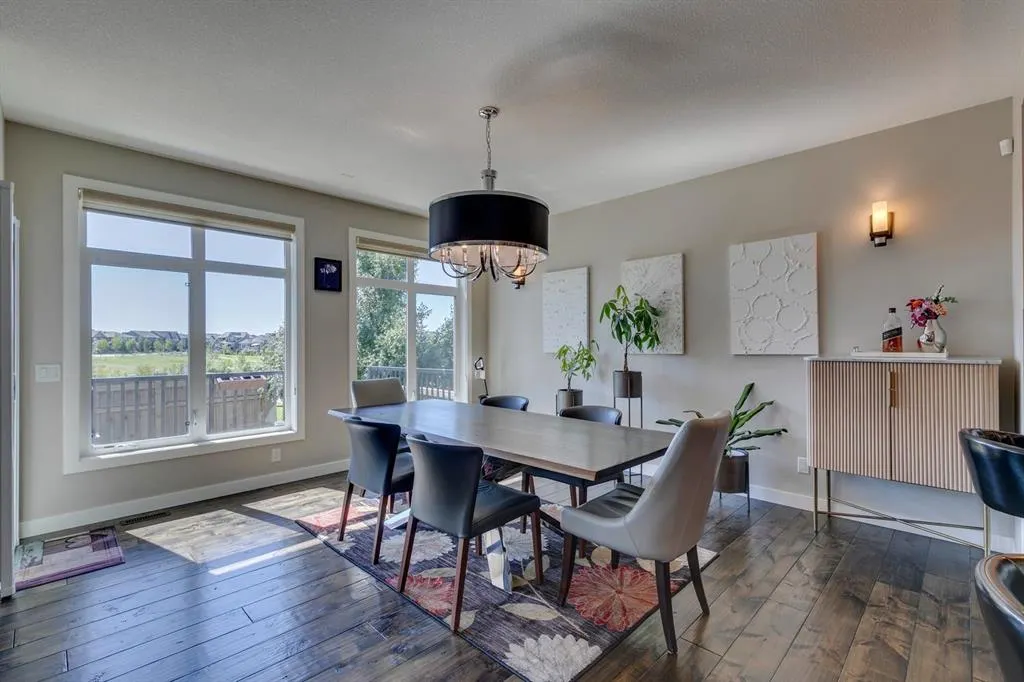 119 Marquis Crescent SE