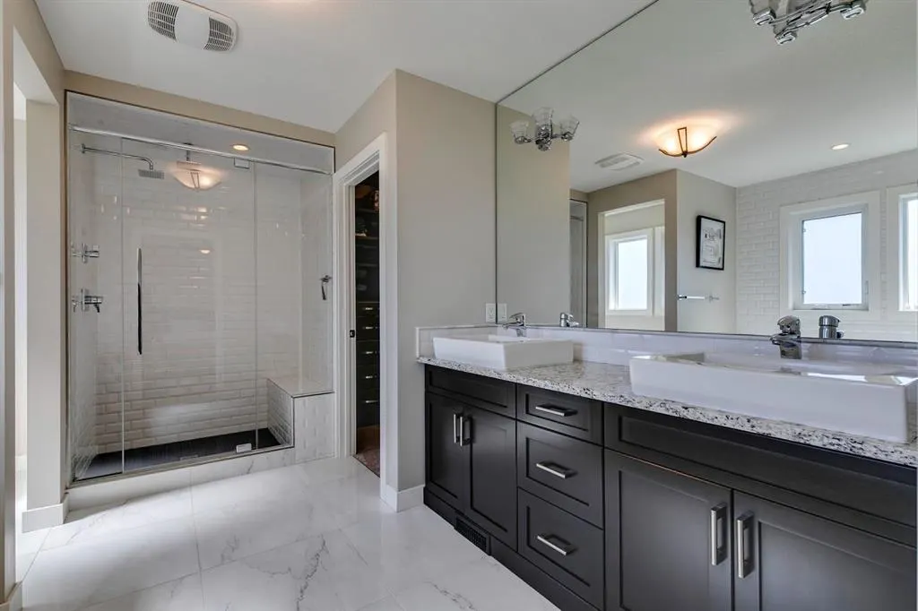 119 Marquis Crescent SE