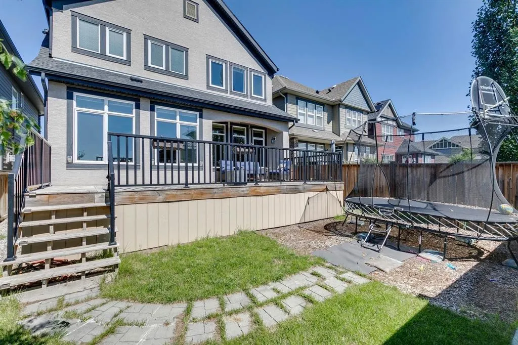119 Marquis Crescent SE