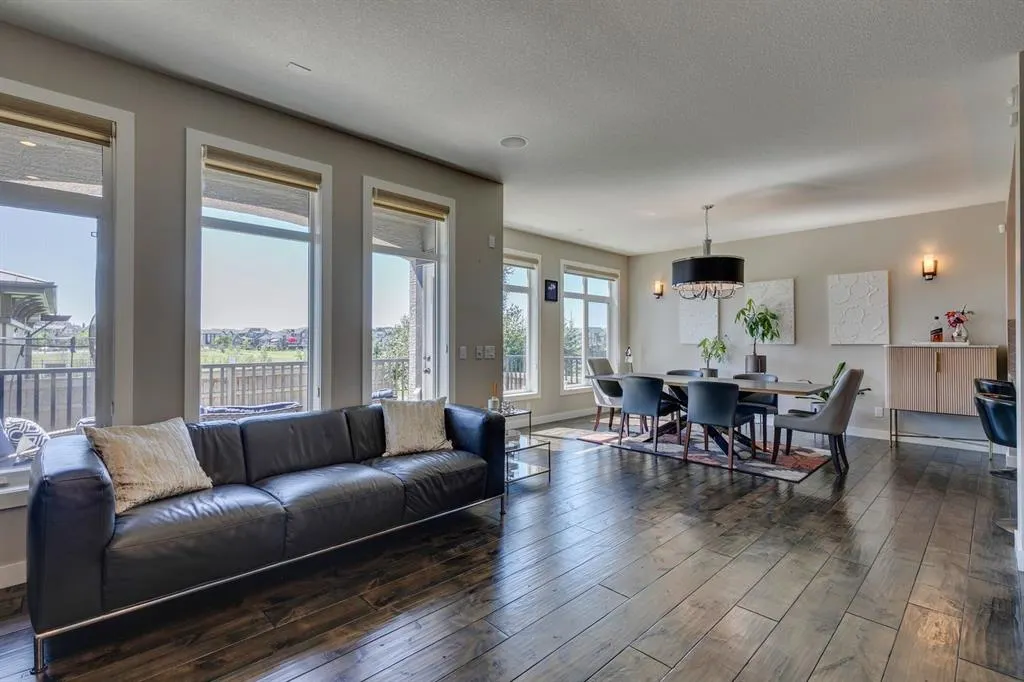 119 Marquis Crescent SE