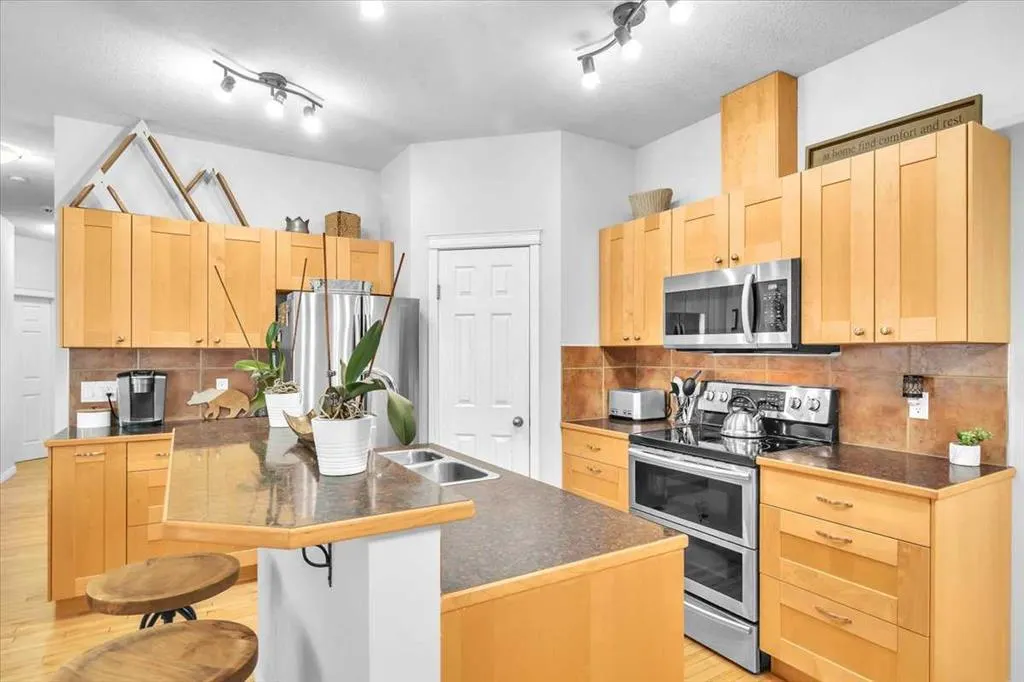 740 Carriage Lane Drive