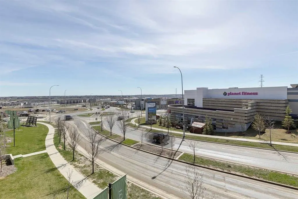 10 Sage Hill Walk NW, #216