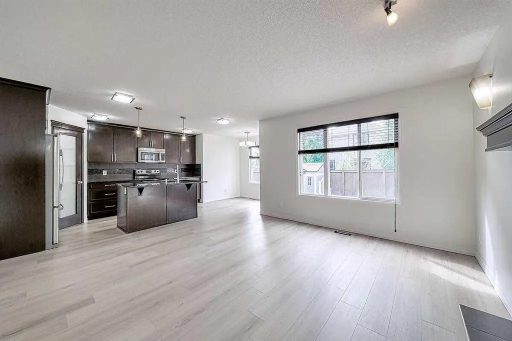 106 Sage Meadows Way NW