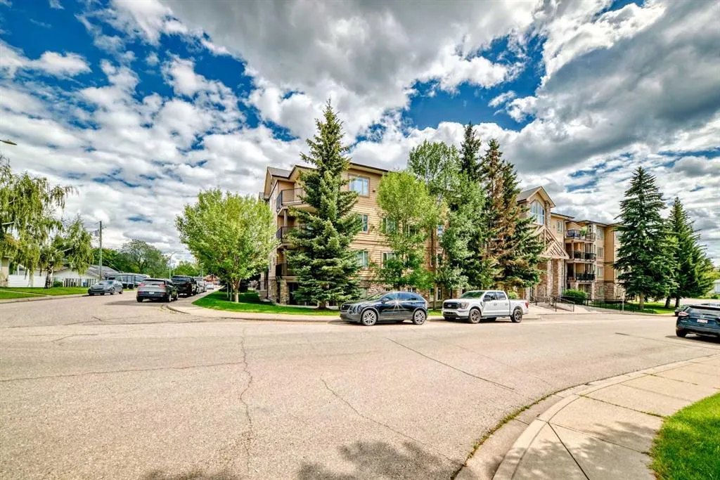 3810 43 Street SW, #309