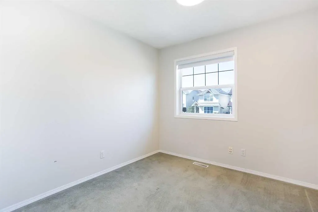 38 Hidden Ranch Close NW