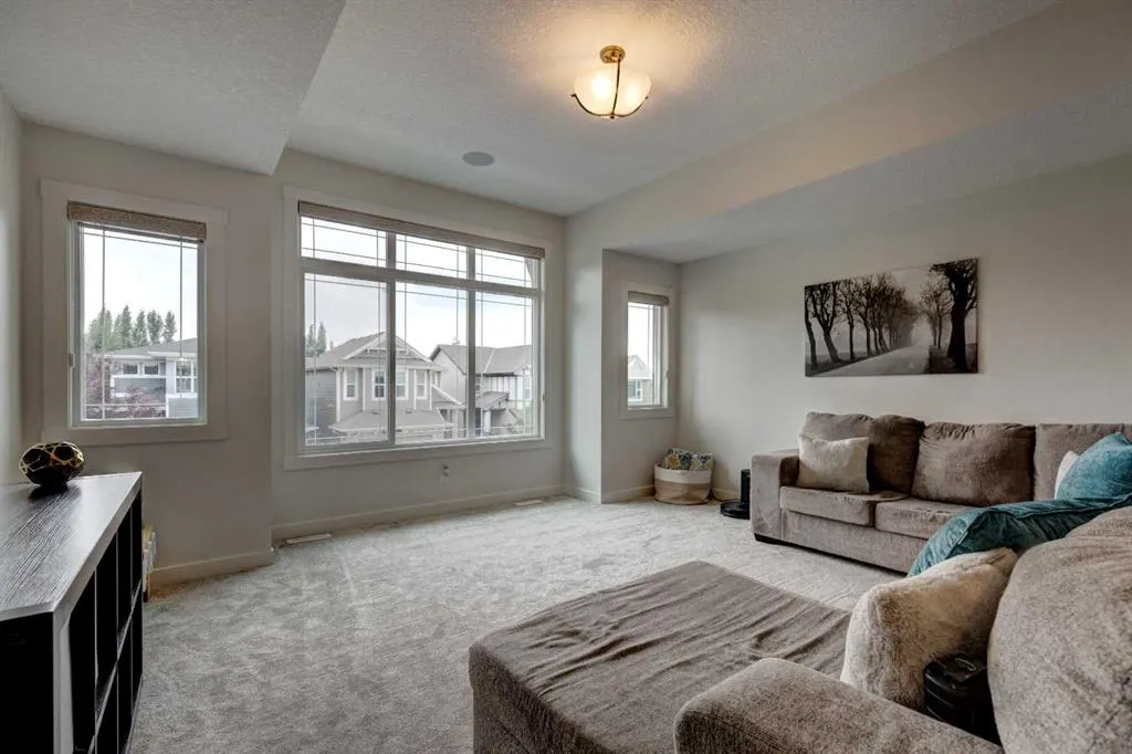 19 Cranbrook Crescent SE