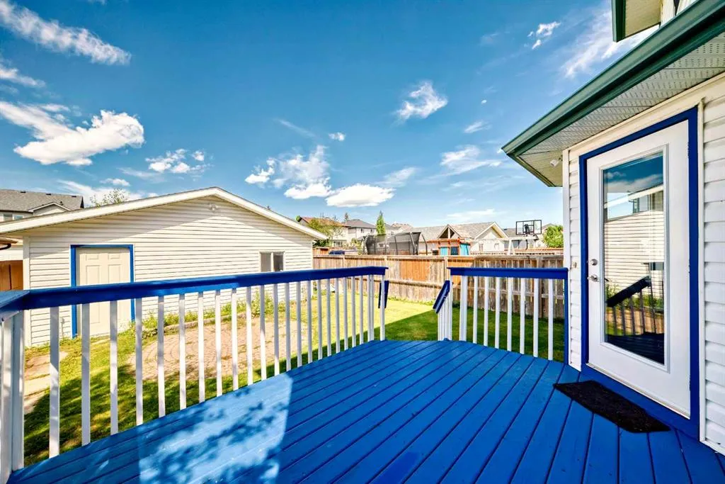 32 Taravista Crescent NE