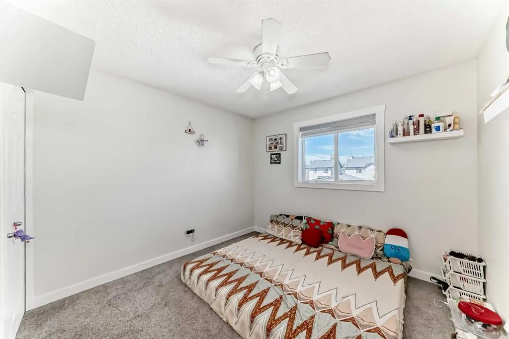 32 Taravista Crescent NE