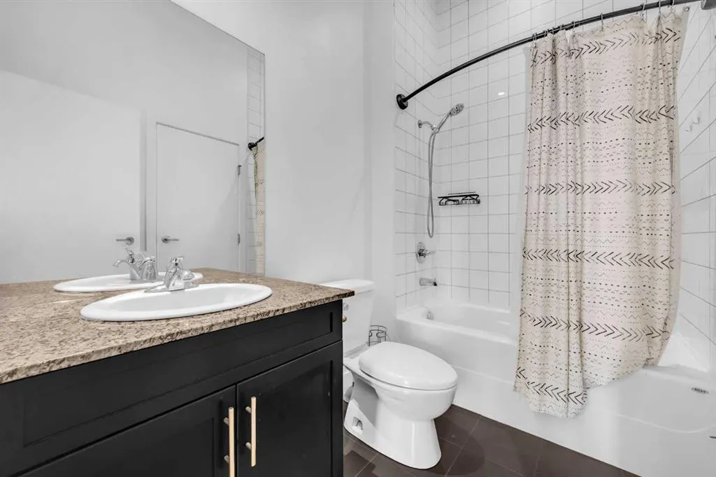 955 McPherson Road NE, #122