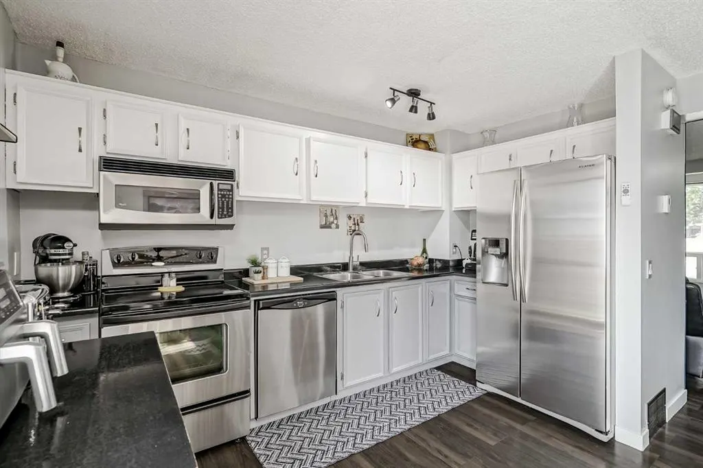 1155 Falconridge Drive NE, #69