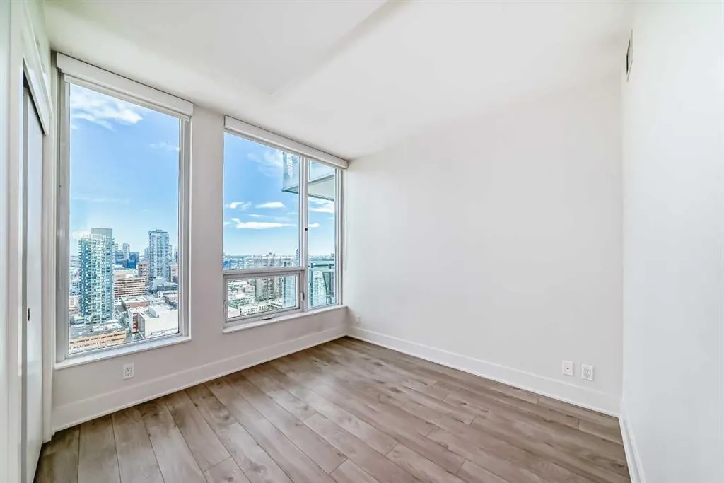 901 10 Avenue SW, #2706