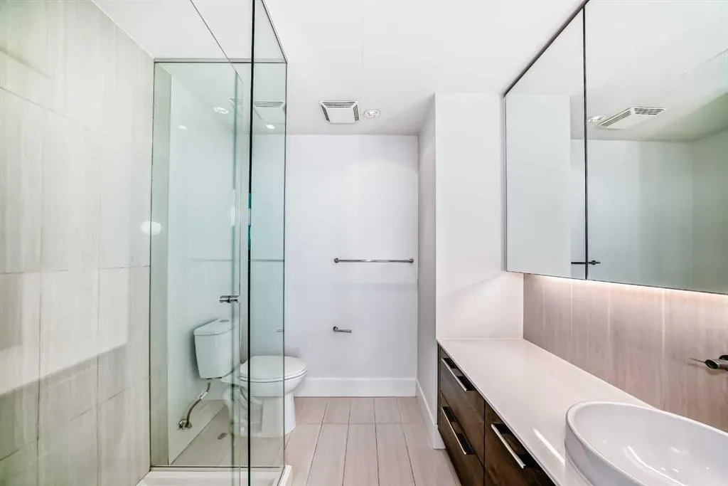 901 10 Avenue SW, #2706