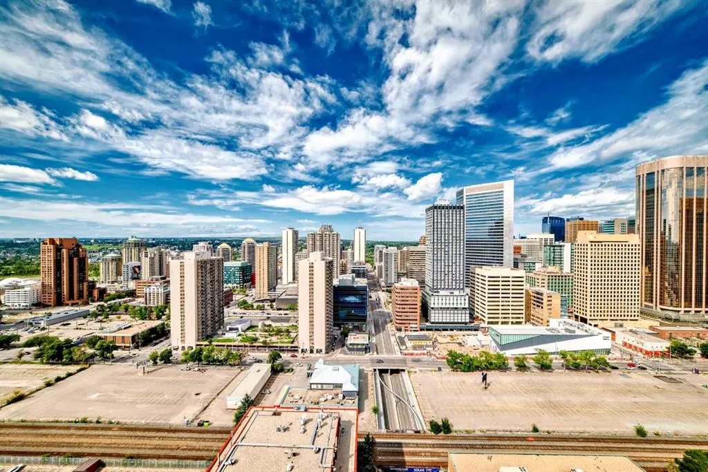 901 10 Avenue SW, #2706