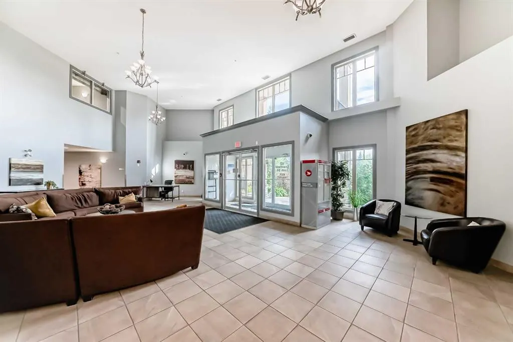 52 Cranfield Link SE, #212