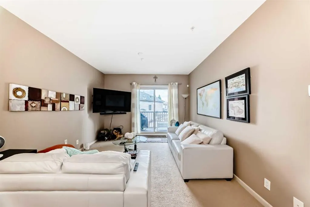 52 Cranfield Link SE, #212