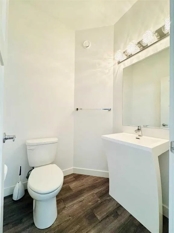 641 Evanston Manor NW