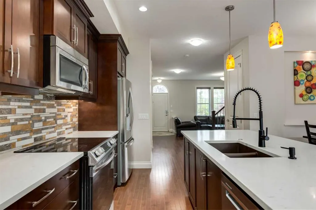 292 Quarry Park Boulevard SE