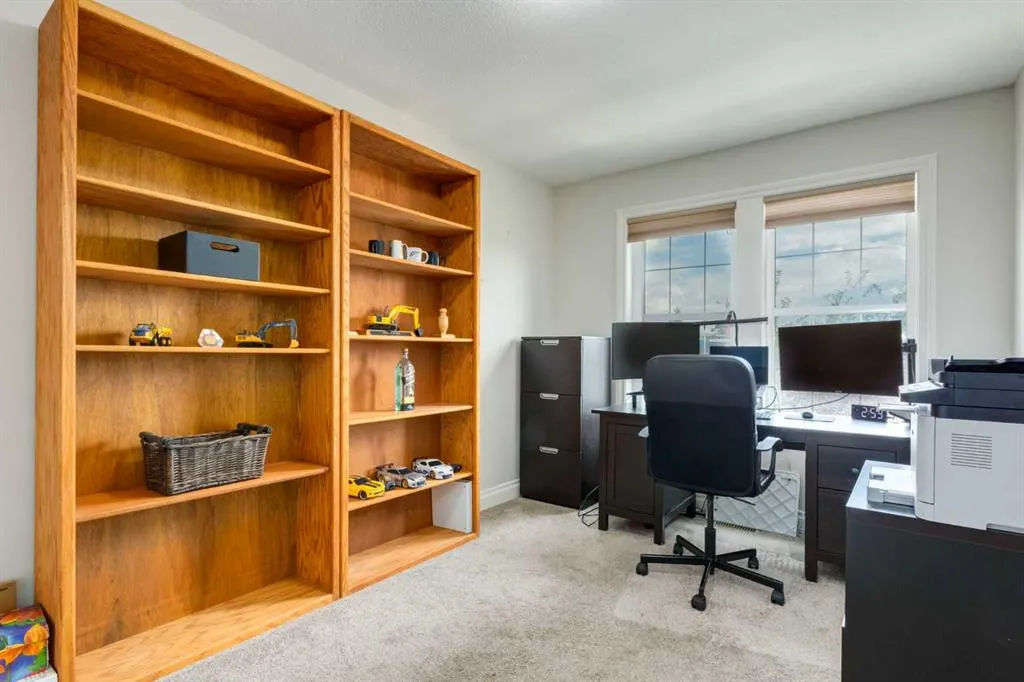 292 Quarry Park Boulevard SE