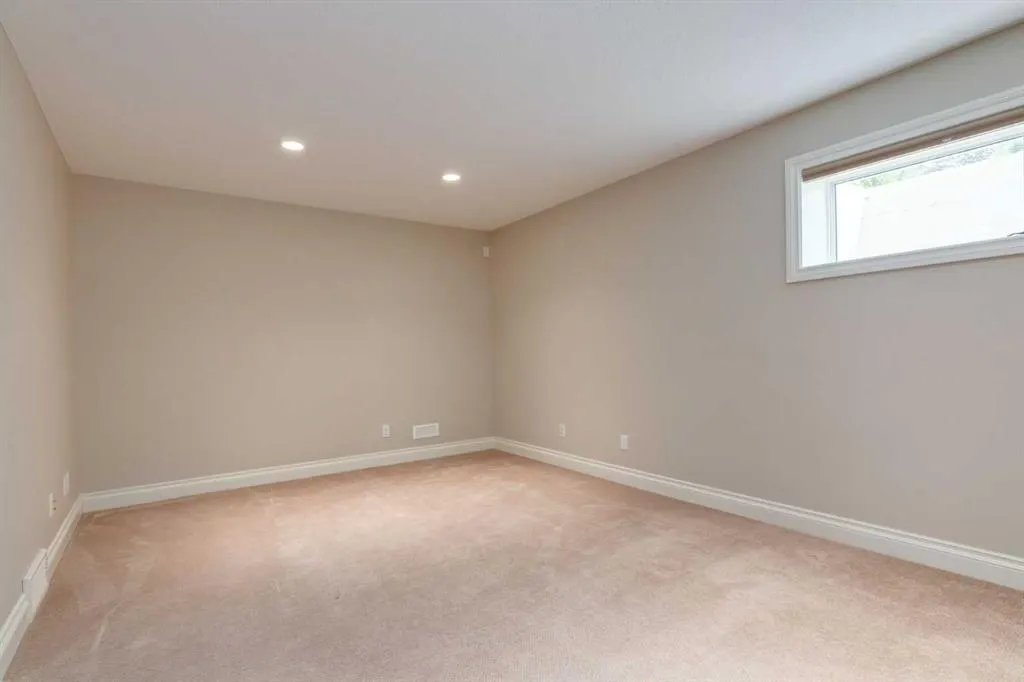 292 Quarry Park Boulevard SE