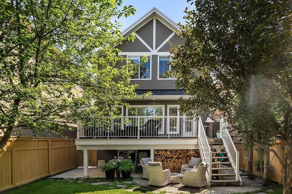32 Aspen Meadows Green SW