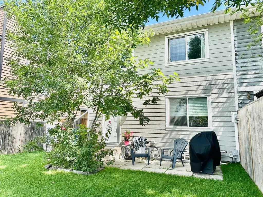 232 Midpark Gardens SE