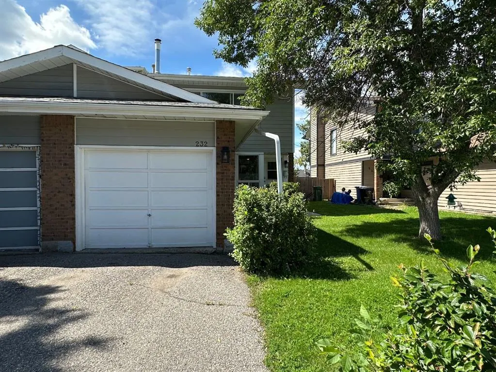 232 Midpark Gardens SE