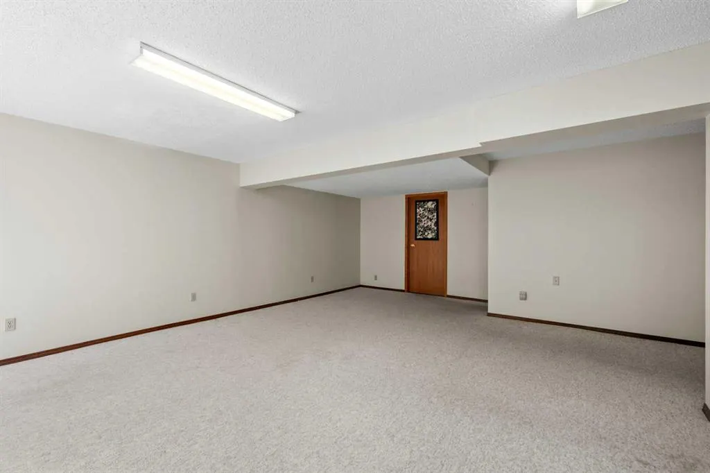 87 Edgepark Villas NW