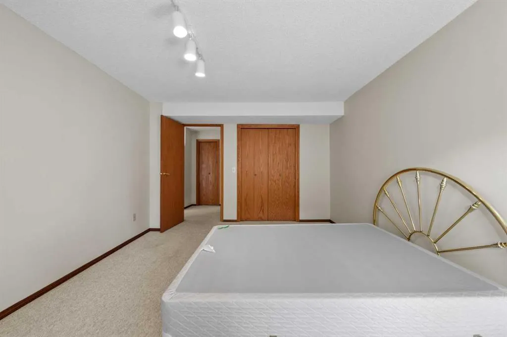 87 Edgepark Villas NW
