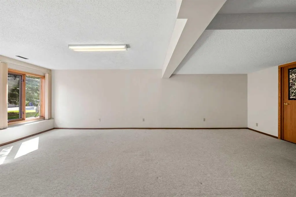 87 Edgepark Villas NW