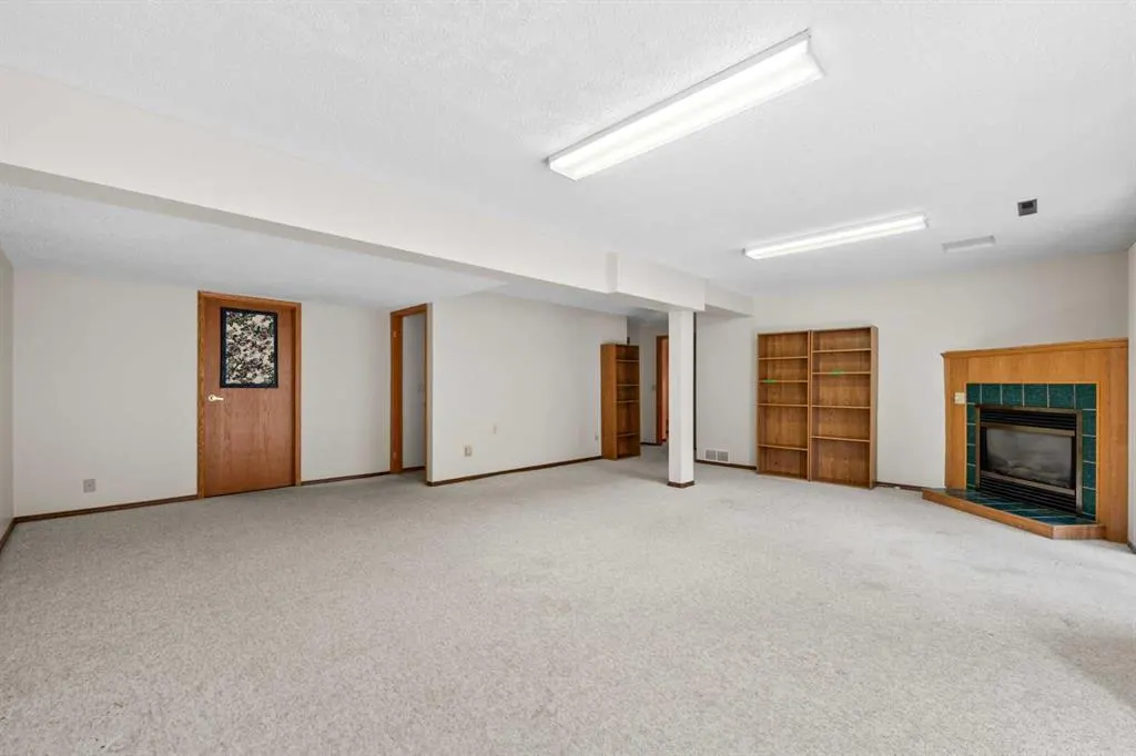 87 Edgepark Villas NW