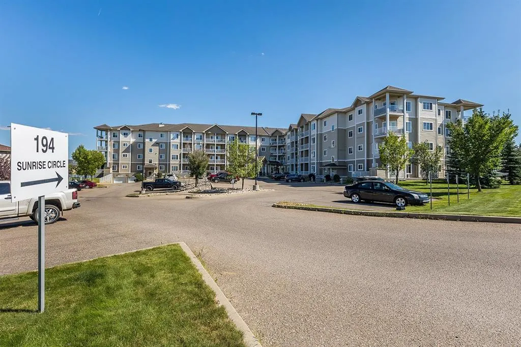 194 Sunrise Circle SW, #403