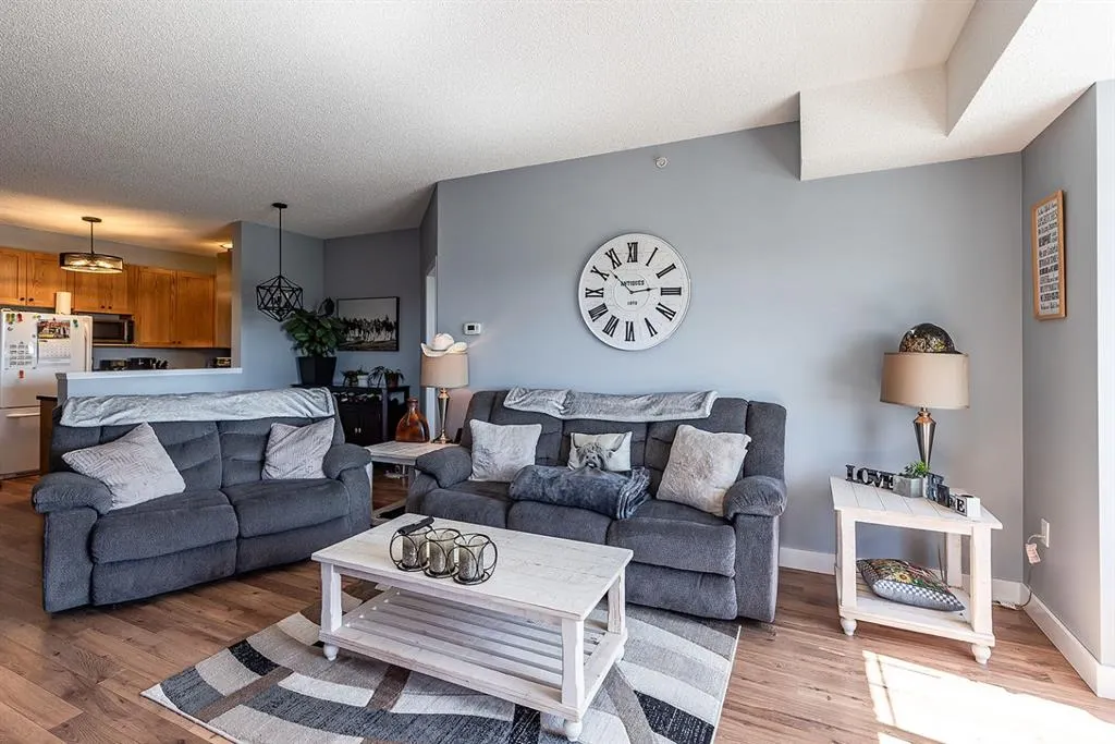 194 Sunrise Circle SW, #403