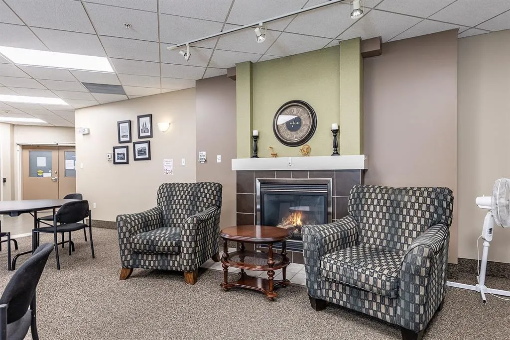 194 Sunrise Circle SW, #403