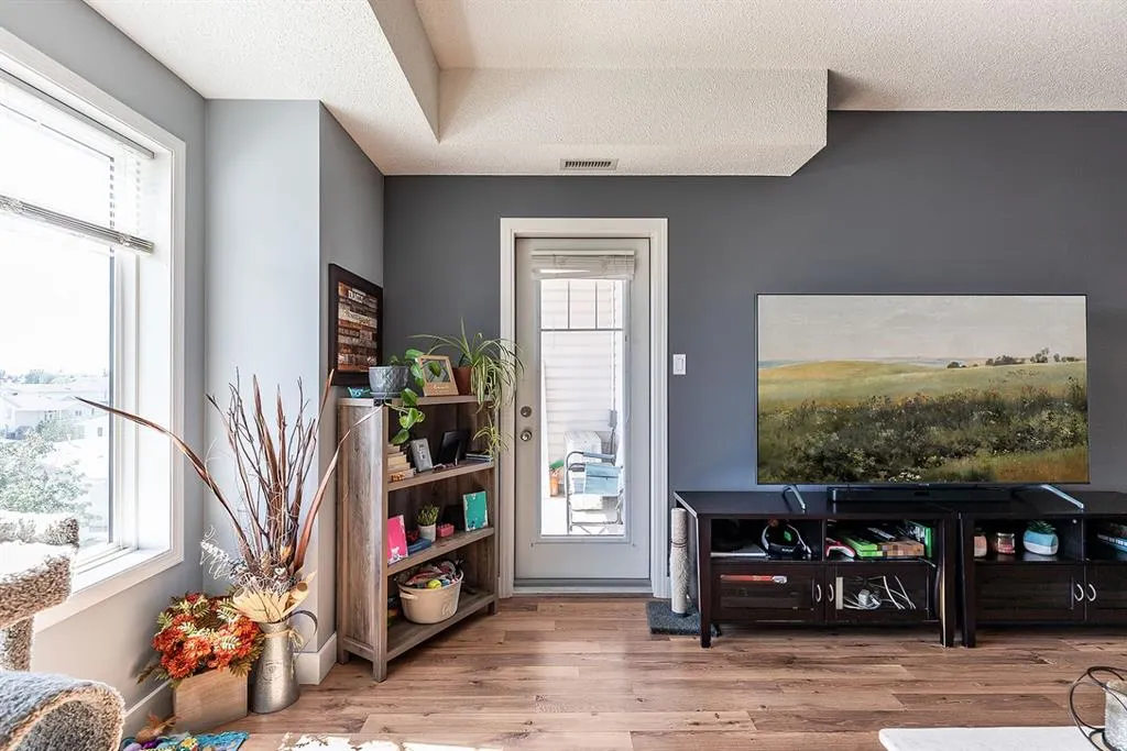 194 Sunrise Circle SW, #403