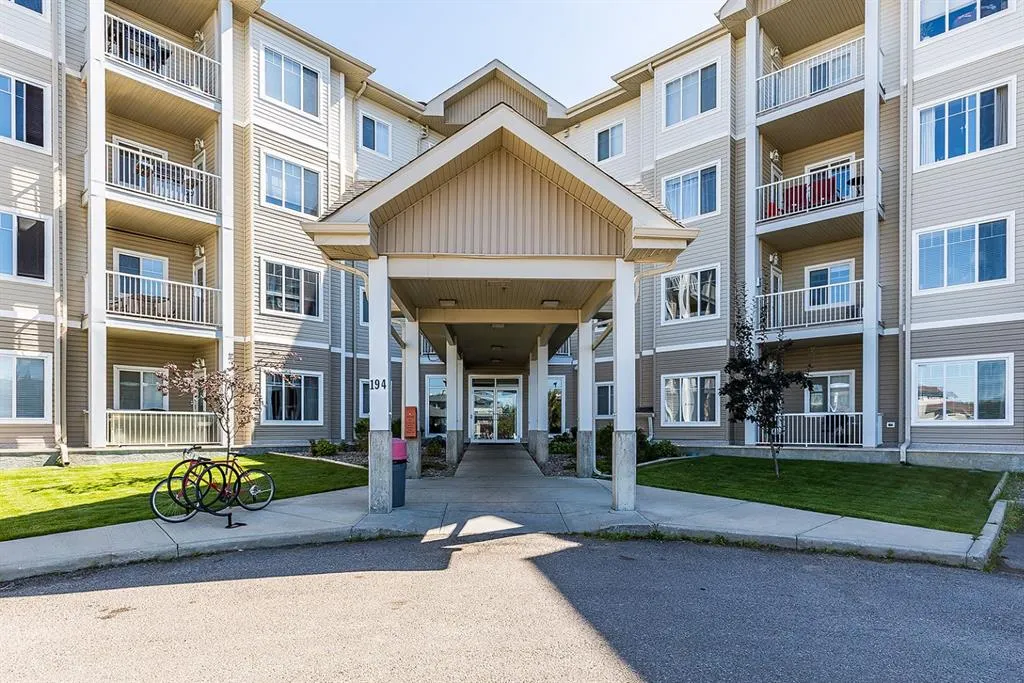 194 Sunrise Circle SW, #403