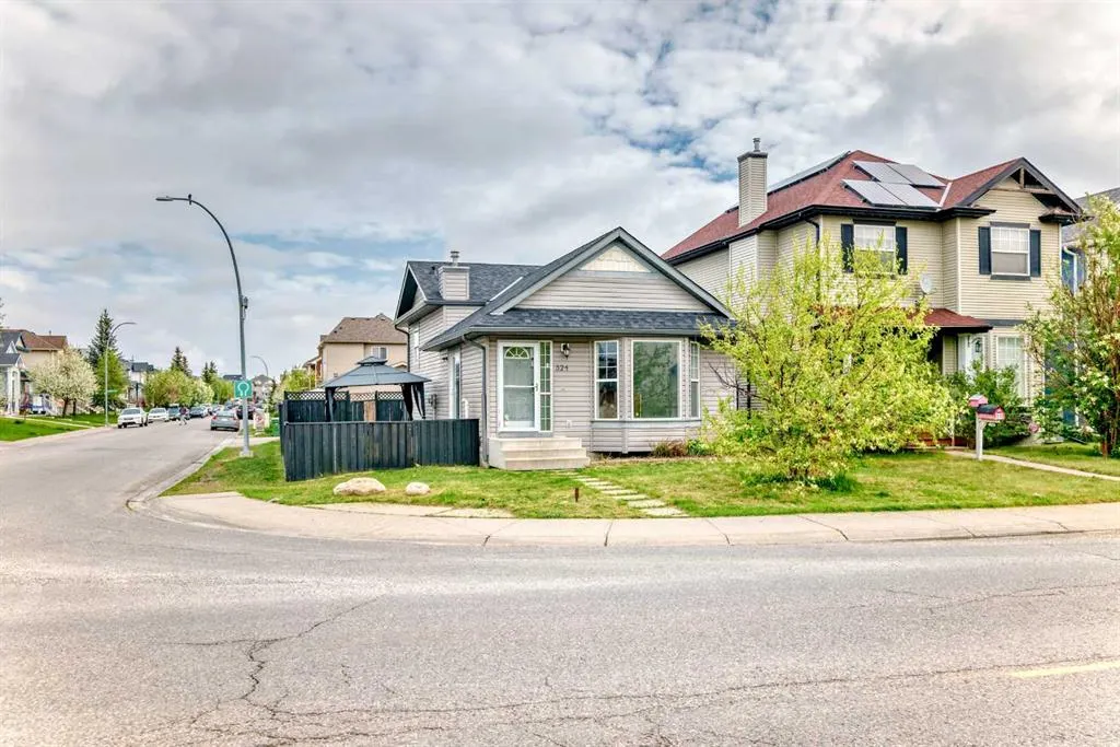 324 Taradale Drive NE