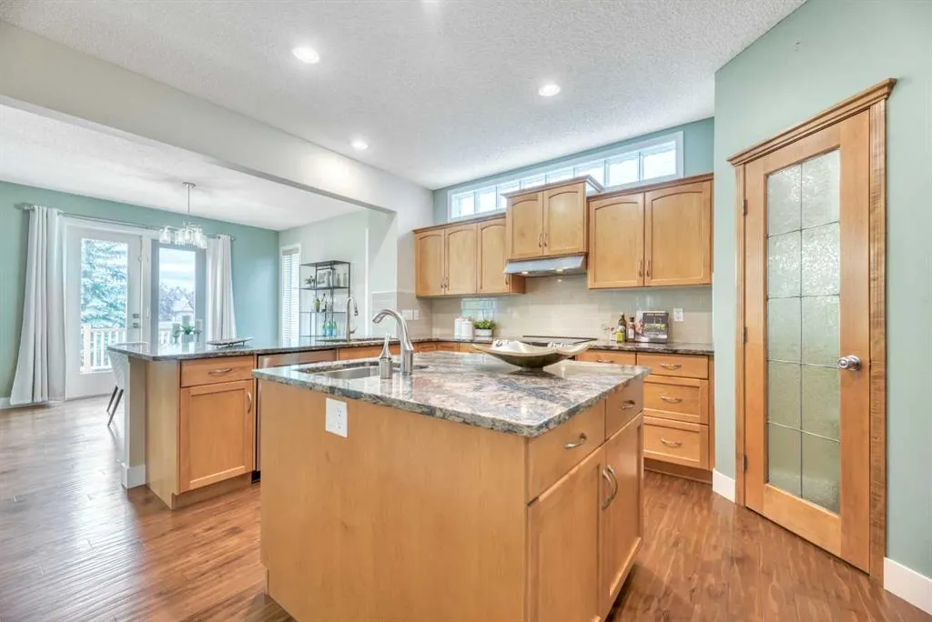 266 Rockborough Green NW